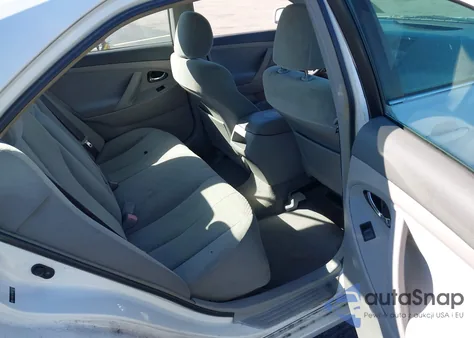 2008 Toyota Camry z USA, uszkodzony, nr VIN 4T1BE46K98U778971